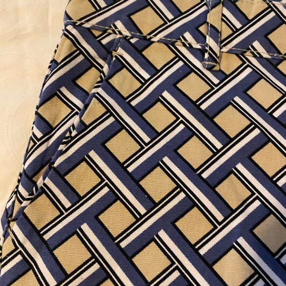 EUC JOE FRESH BERMUDAs SHORT SIZE 4 - Picture 4 of 4